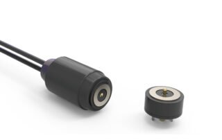 Landscape Light magnetic connector